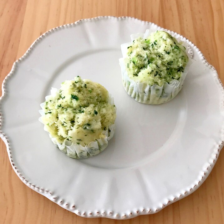 離乳食に☆小松菜の蒸しパン